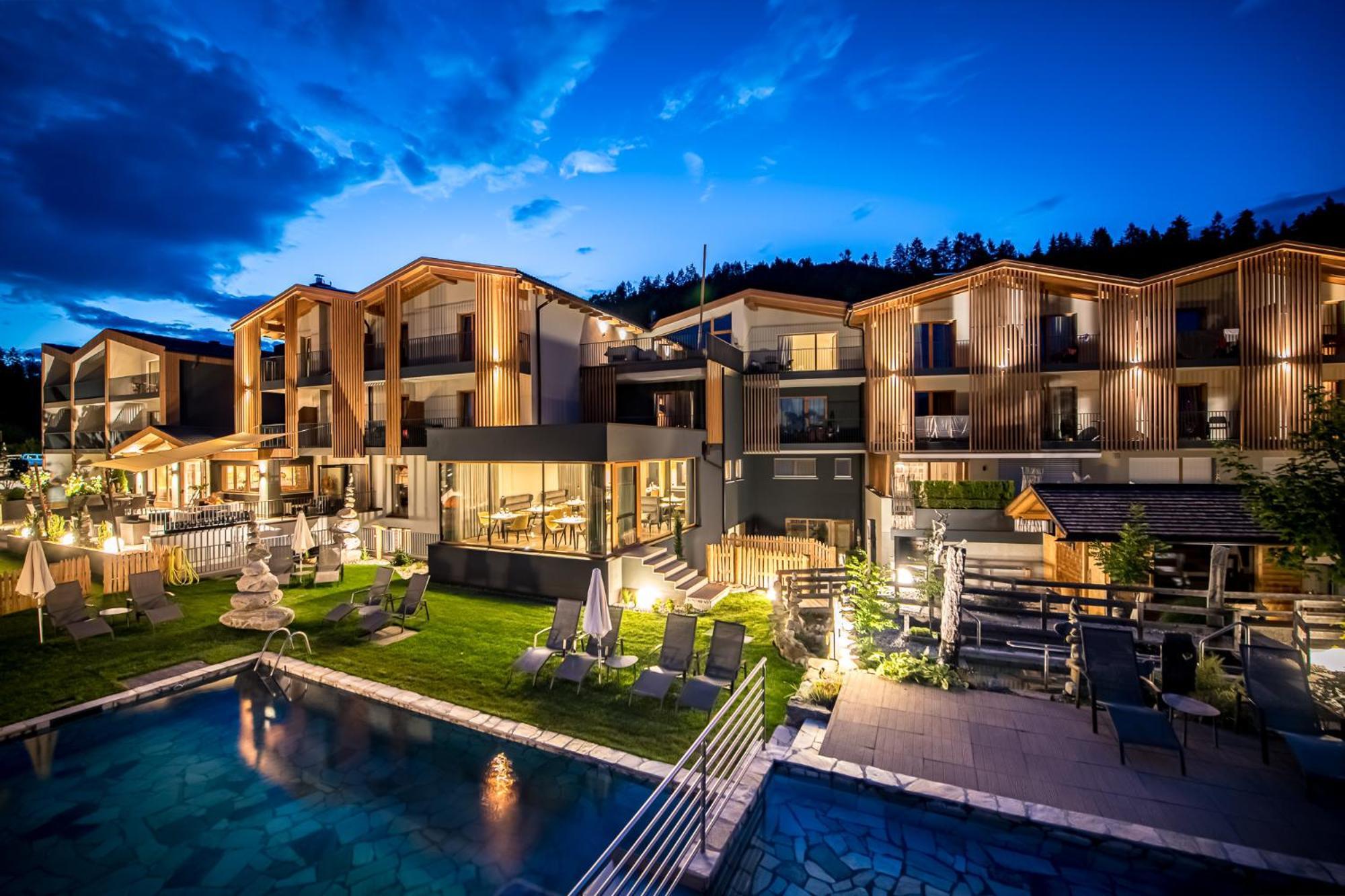 Hotel Sonnenheim Chienes Luaran gambar