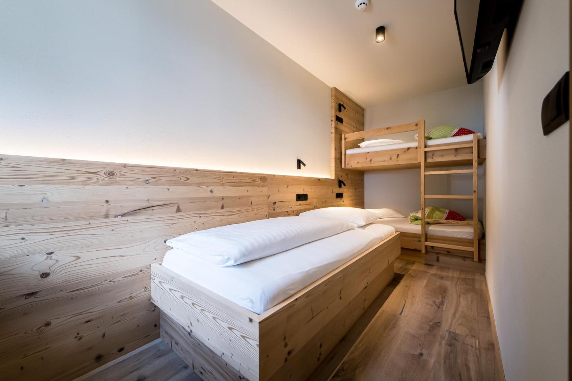 Hotel Sonnenheim Chienes Luaran gambar