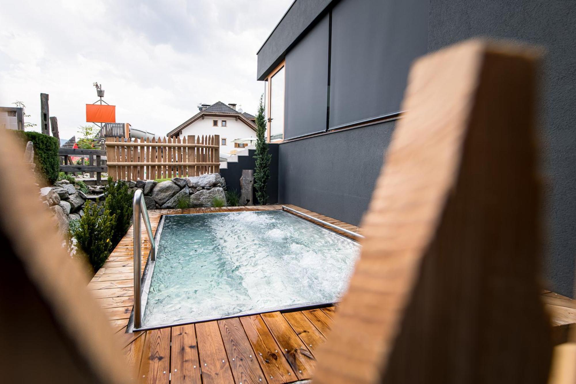Hotel Sonnenheim Chienes Luaran gambar